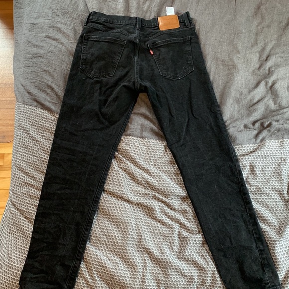 Black Levi’s jeans - Picture 4 of 4